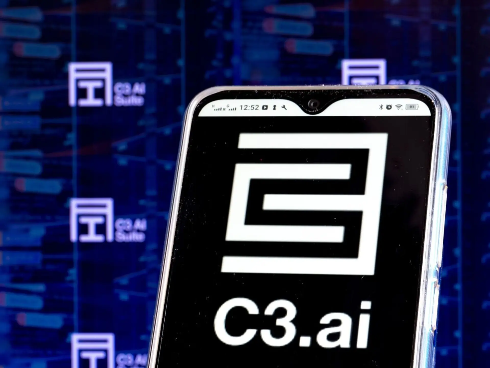 AI Investment Widens Tech Divide