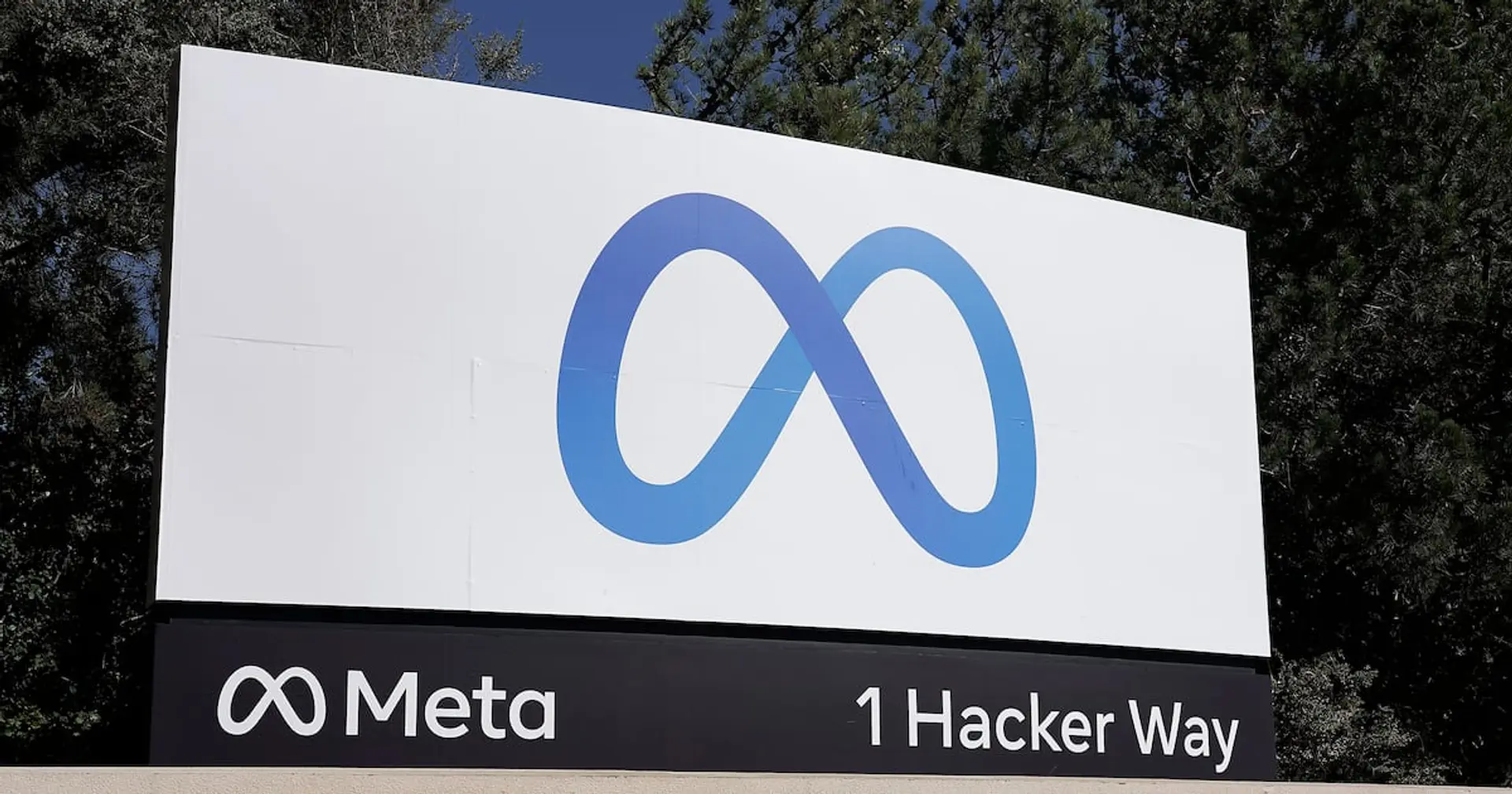 Meta AI Chatbot Concerns Emerge