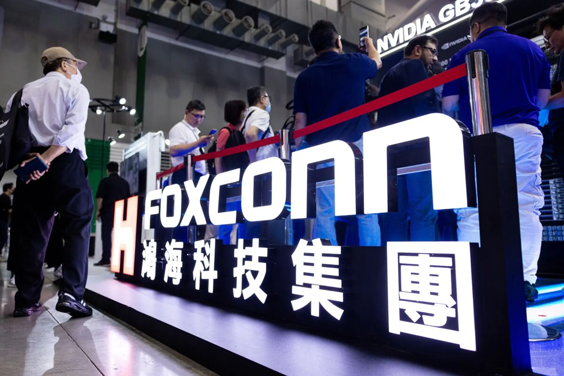Hon Hai Profit Climbs