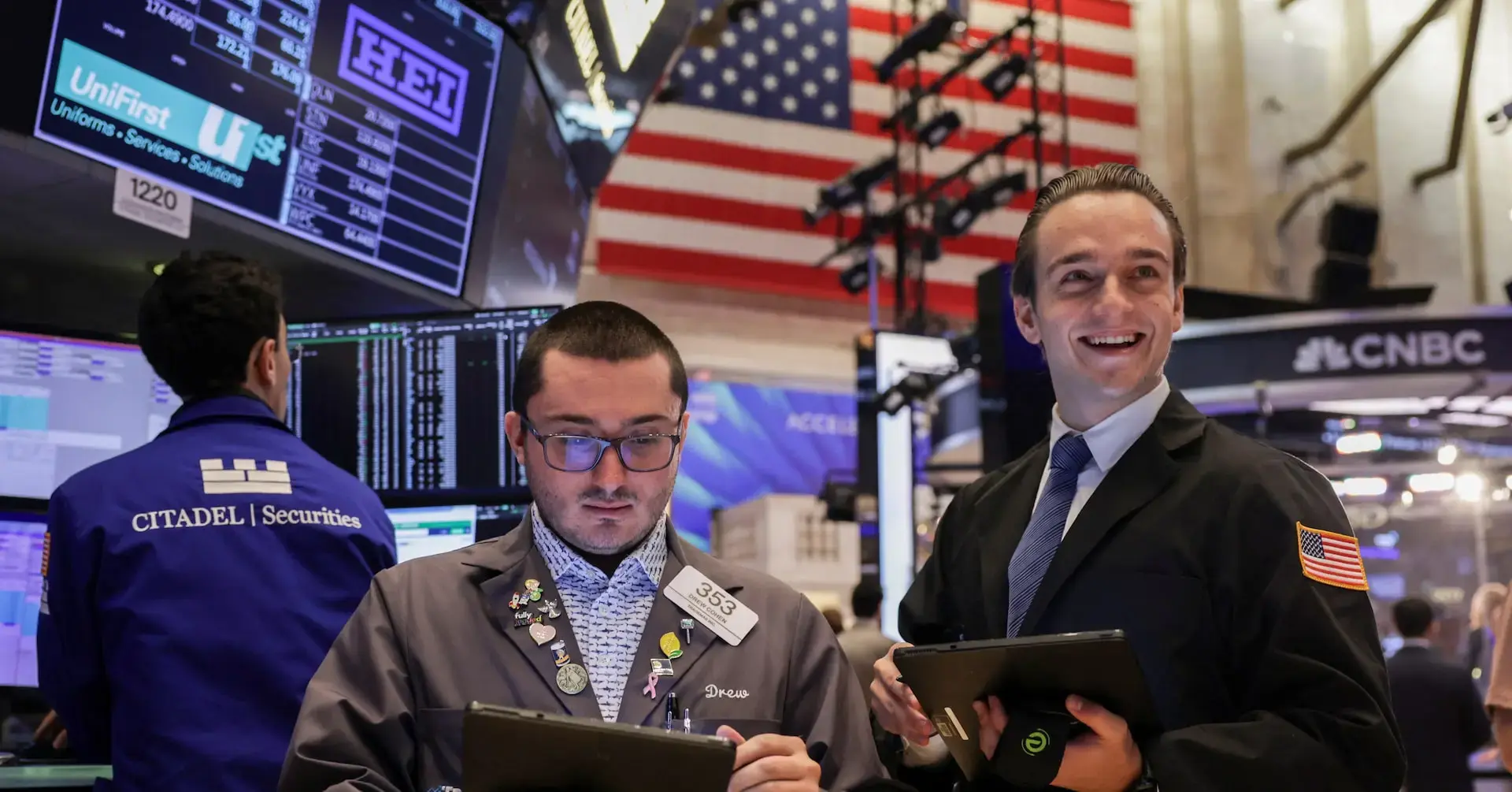 AI Fuels Wall Street Gains