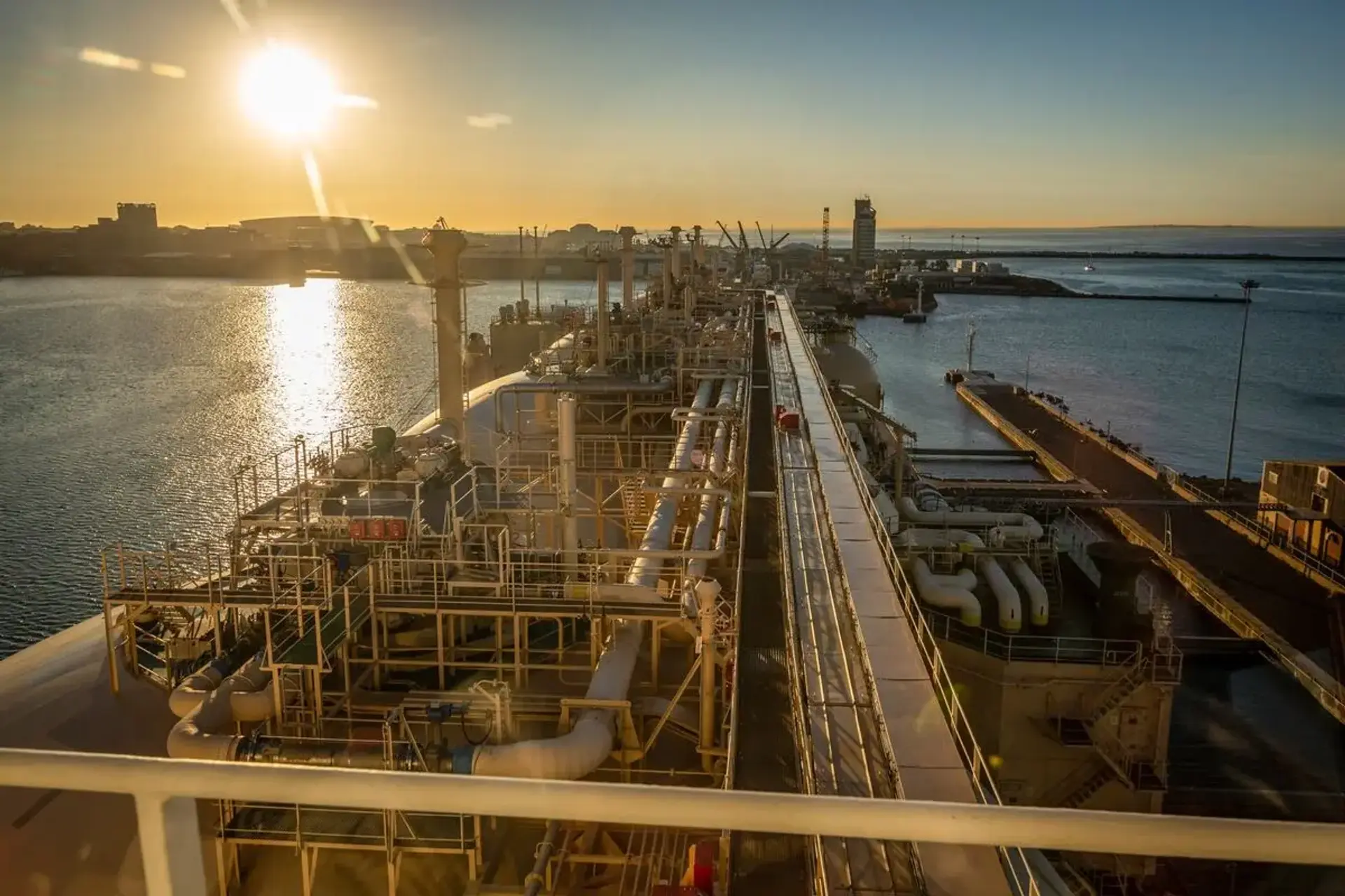 Karpowership Enters Floating Data