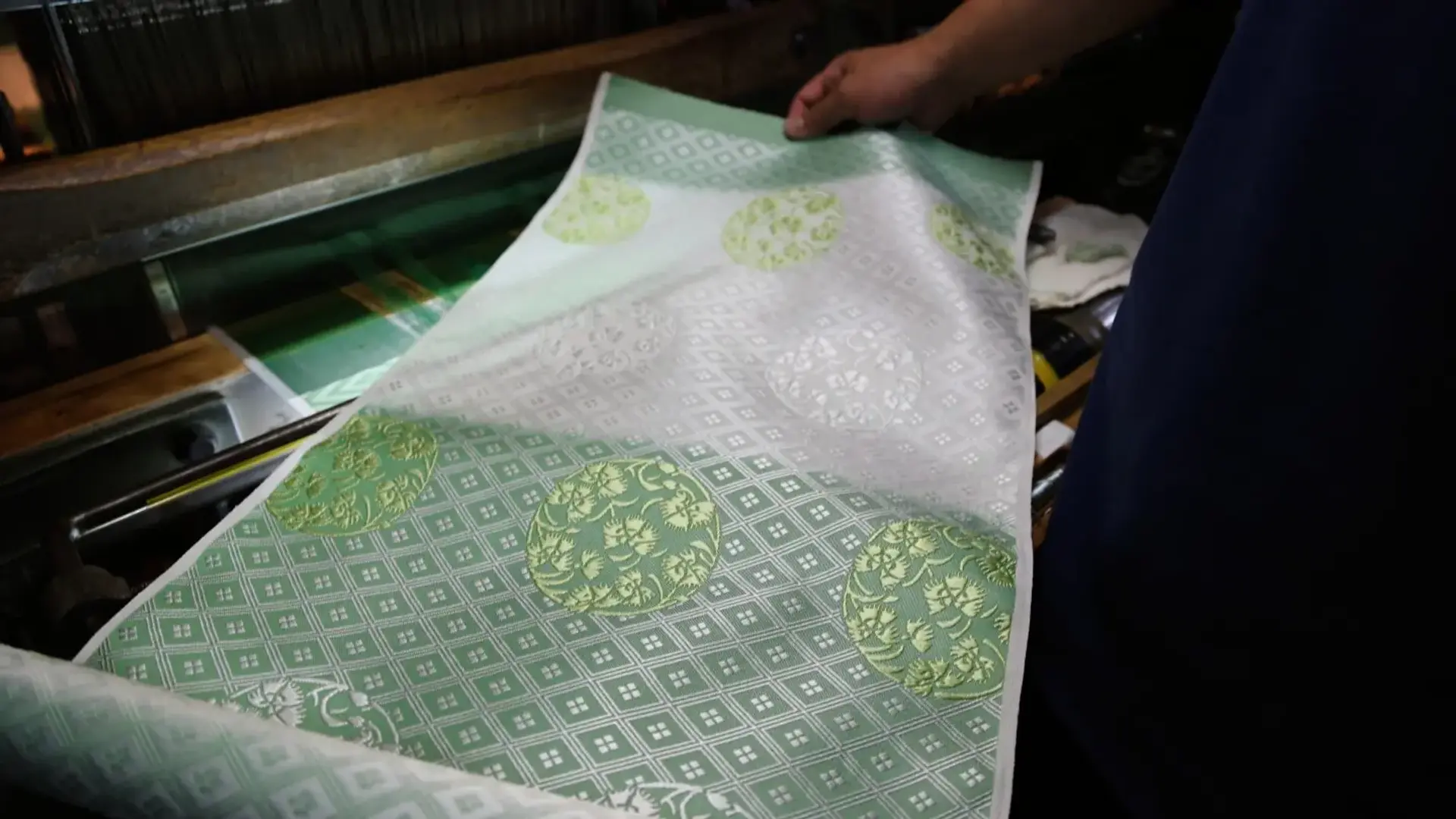 AI Enhances Nishijinori Weaving