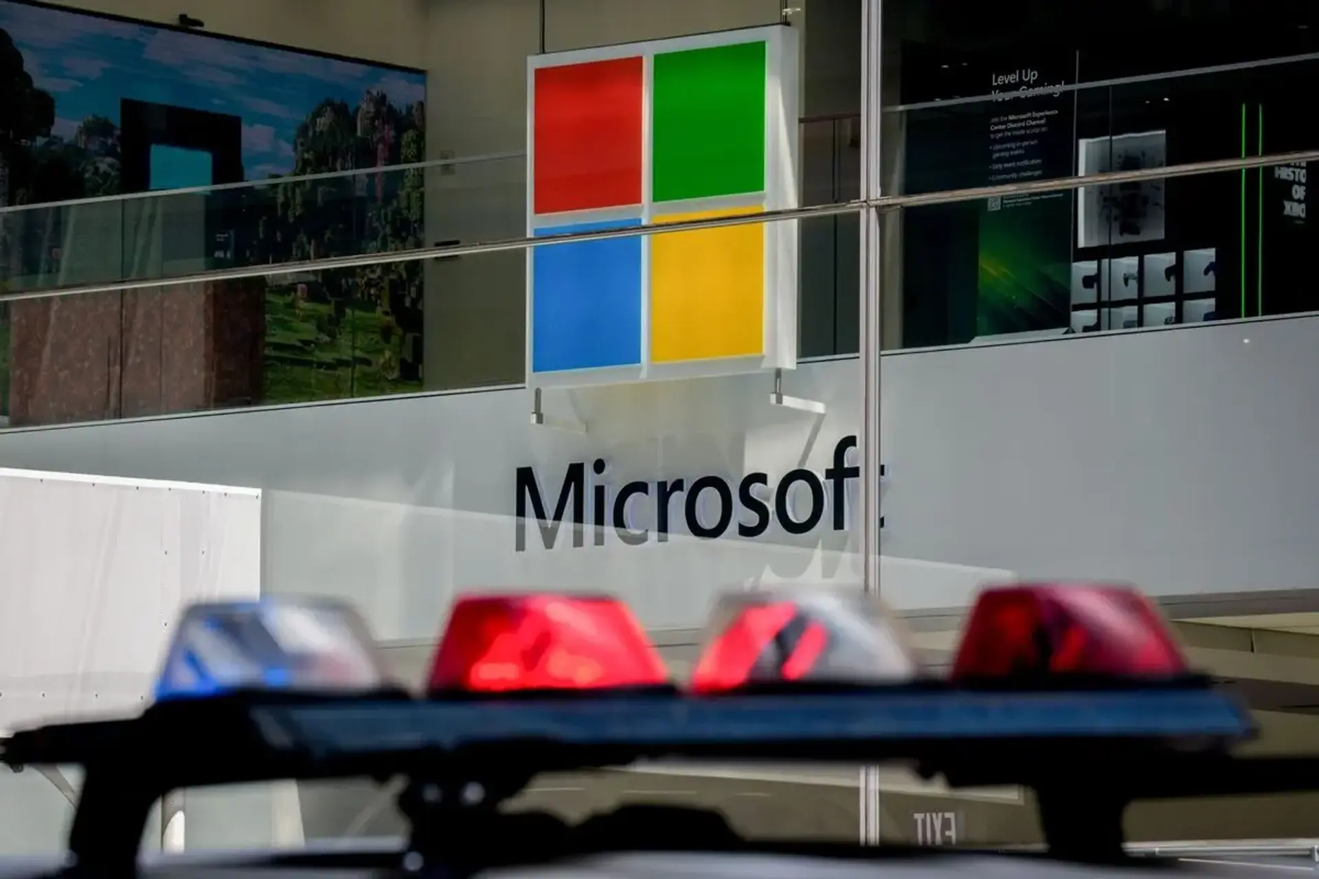 SharePoint Flaws Exploited Globally
