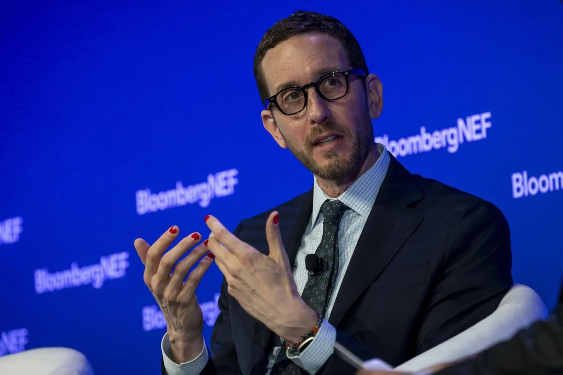 California renews AI safety regulation push