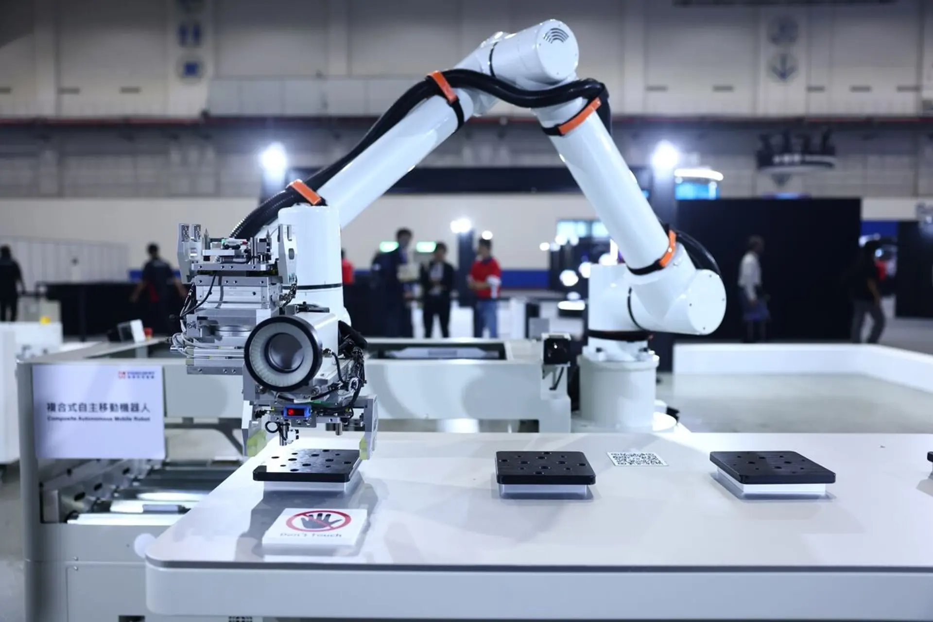 France's AI Adoption Lagging