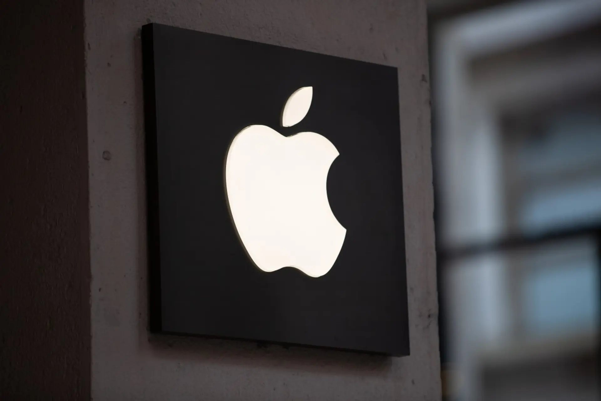 Apple AI Performance Disappoints