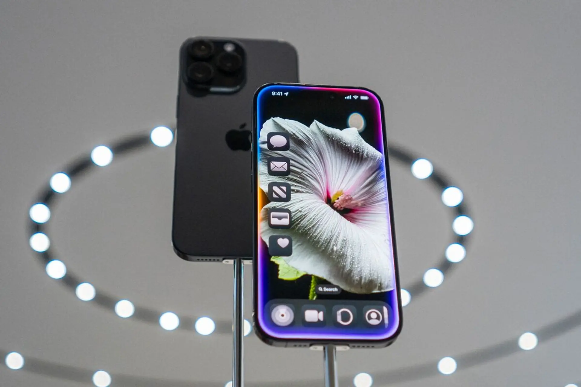 Apple's AI challenge unveiled