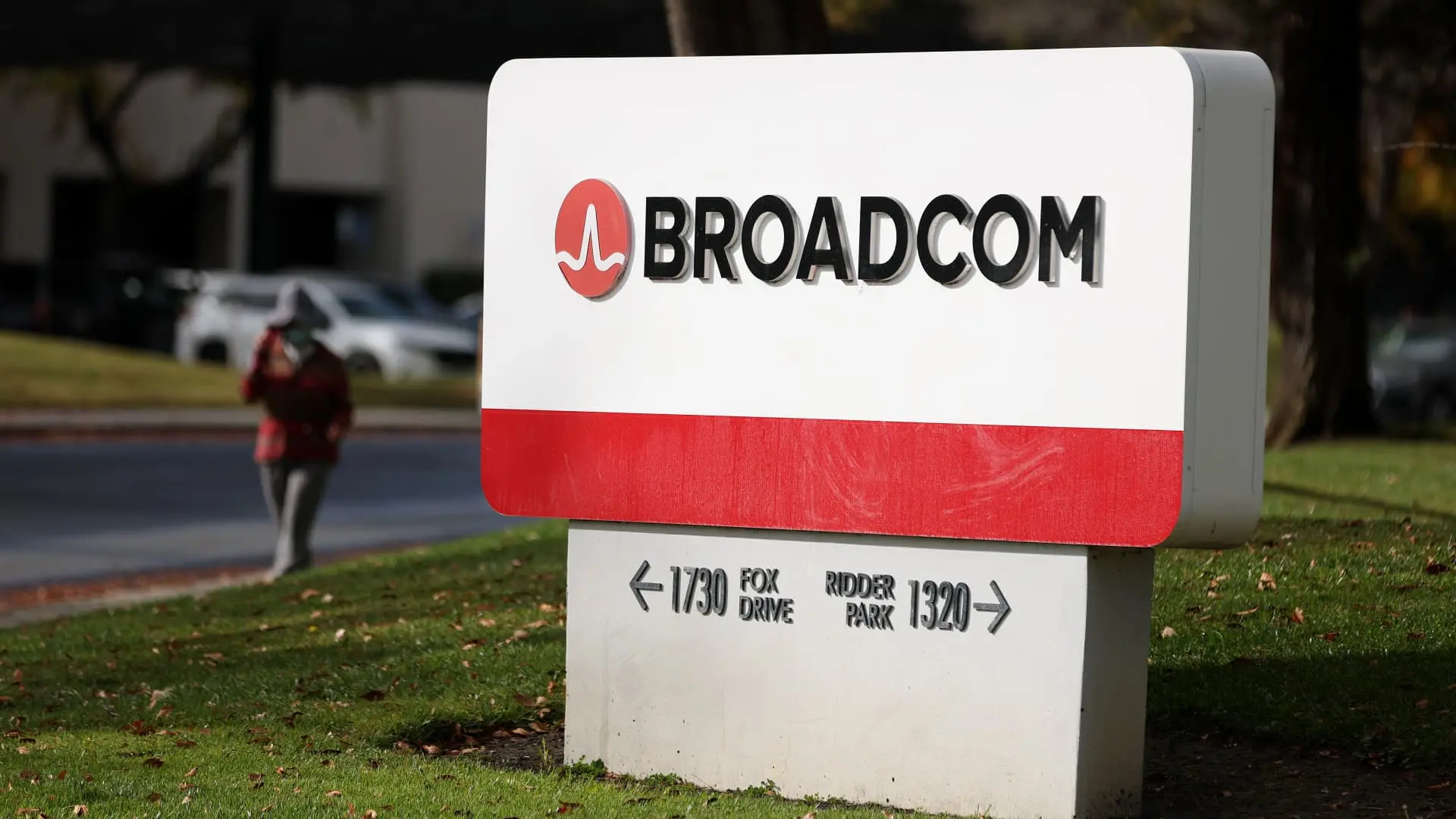 Broadcom's AI Fuels Growth