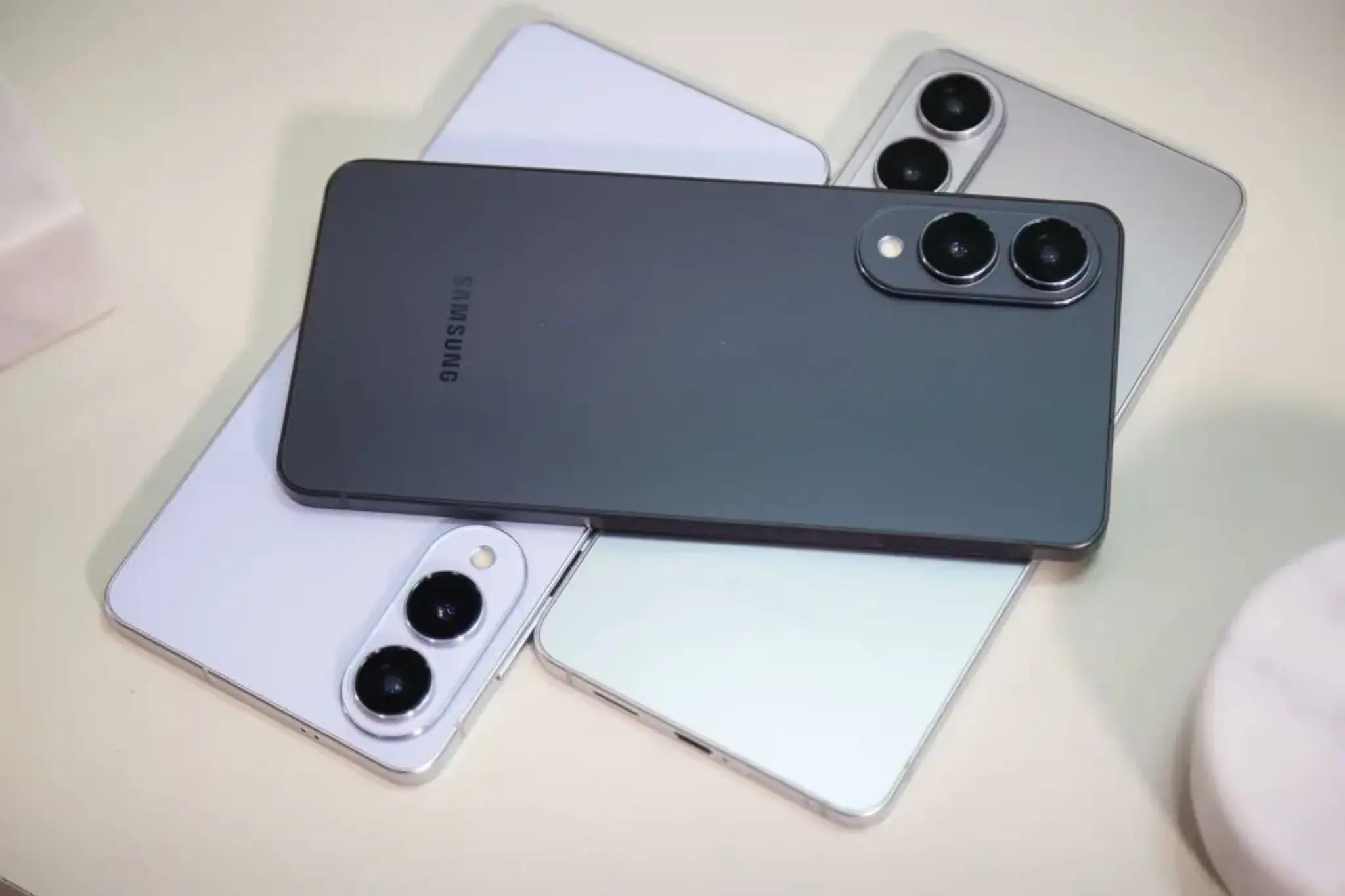 Tariffs broadened to include Samsung