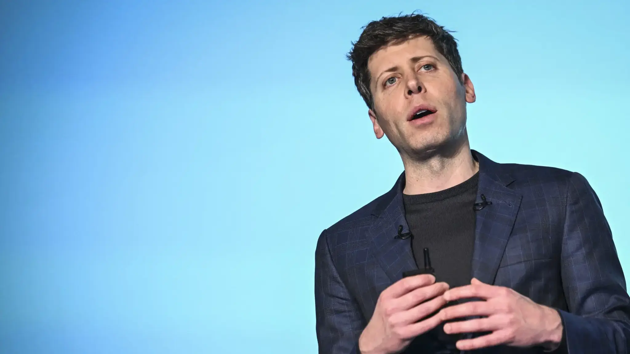 OpenAI considers subscription OS