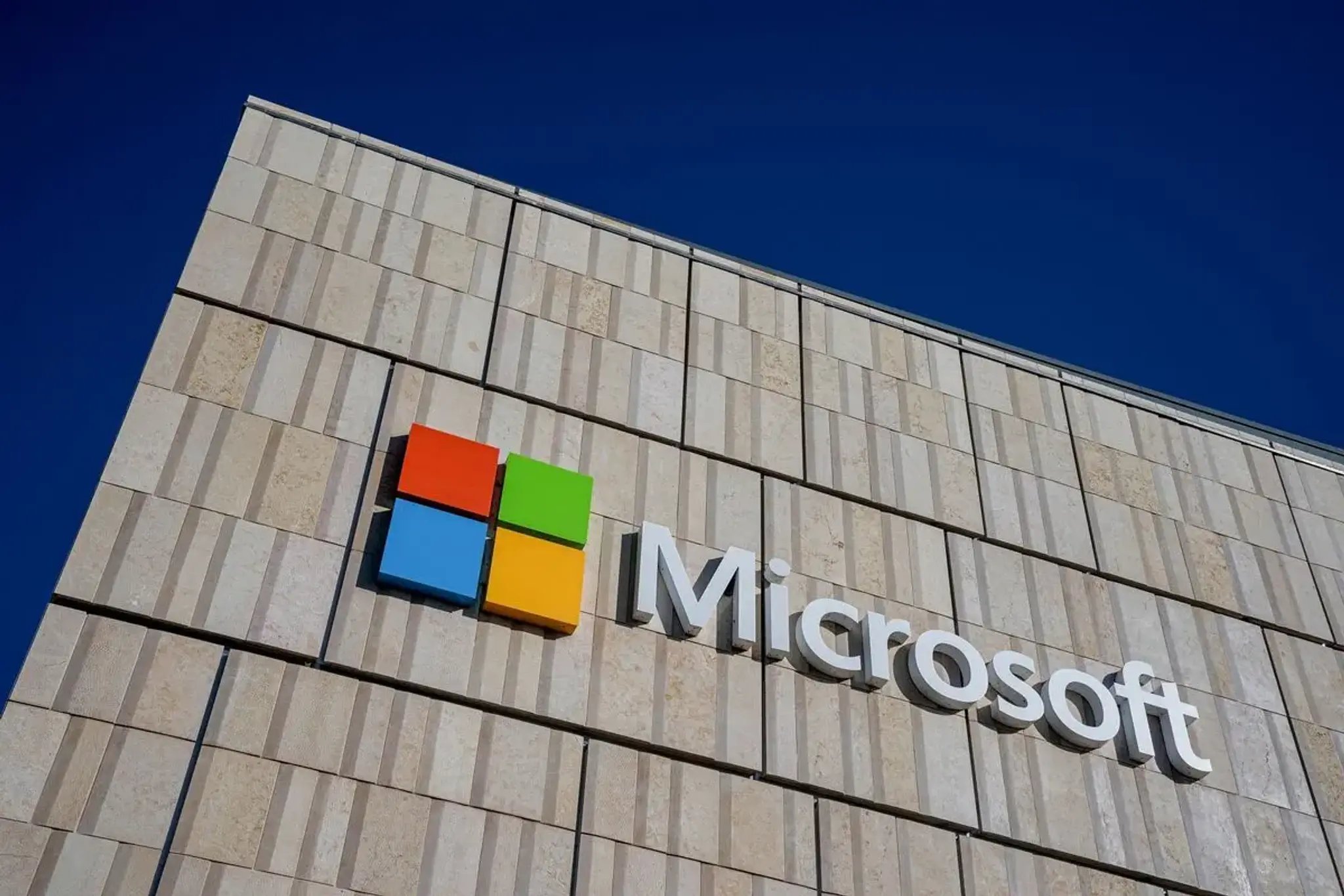 Microsoft unveils budget Surface devices