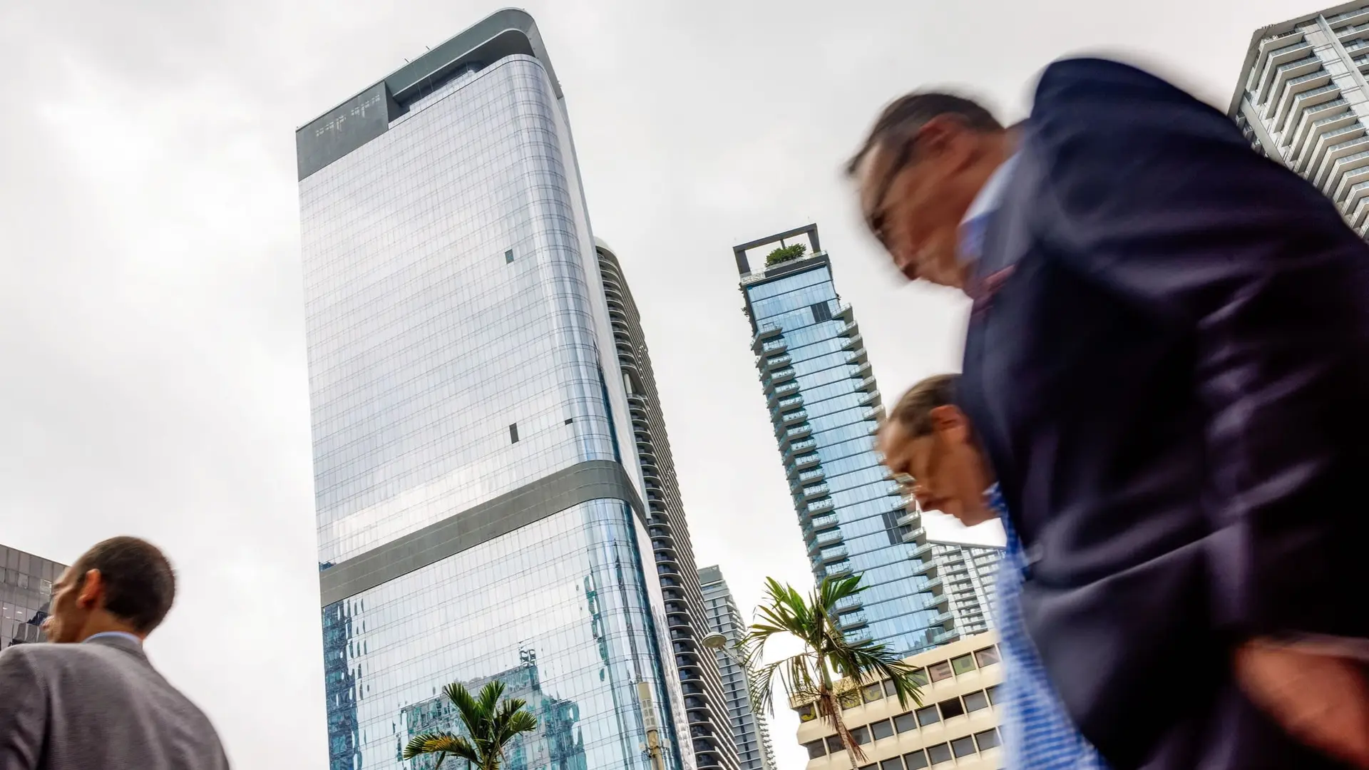 AI Devalues Software Portfolios