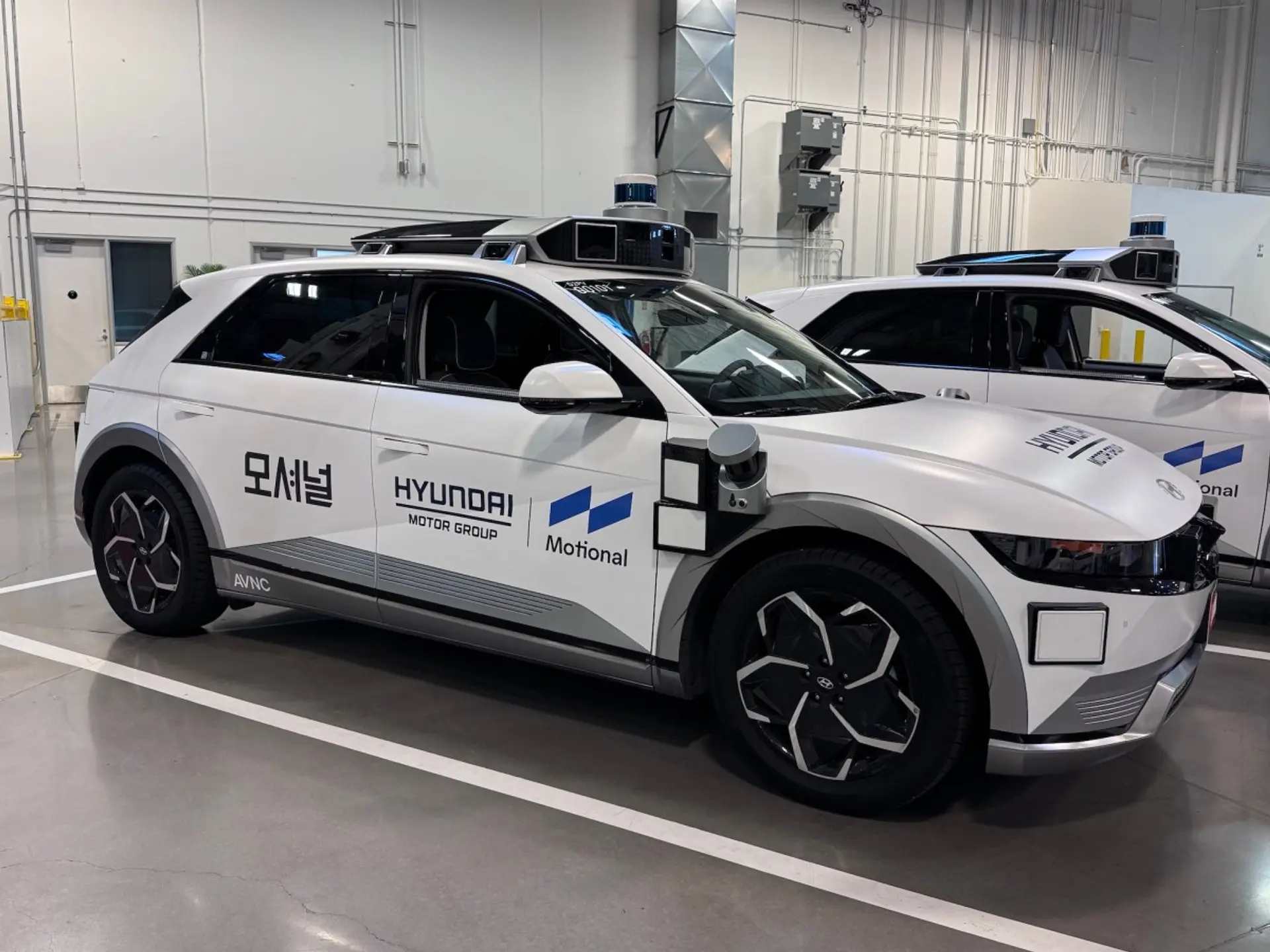 Motional Driverless Robotaxi Launch