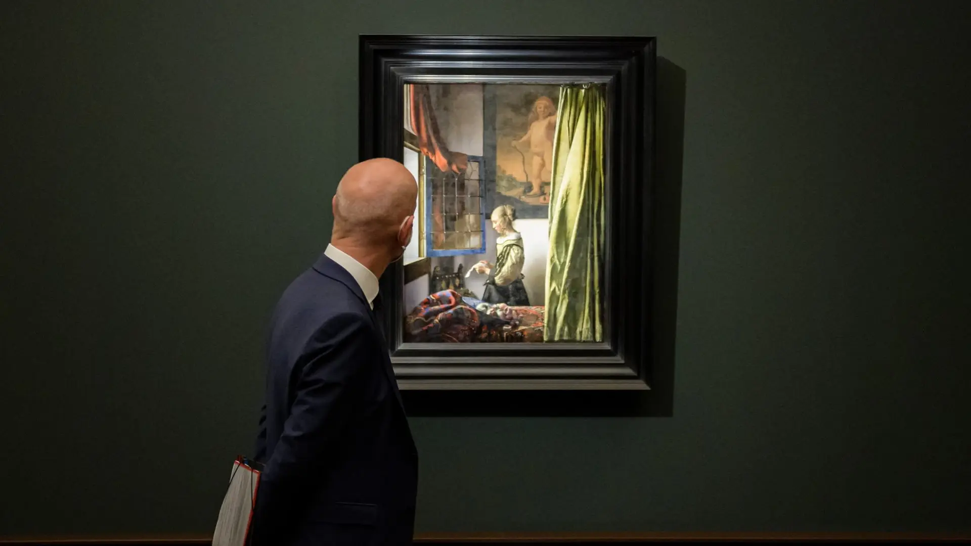 AI Fakes Art Provenance