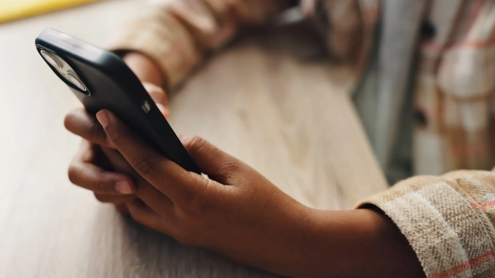 UK Eyes AI Chatbot Regulation