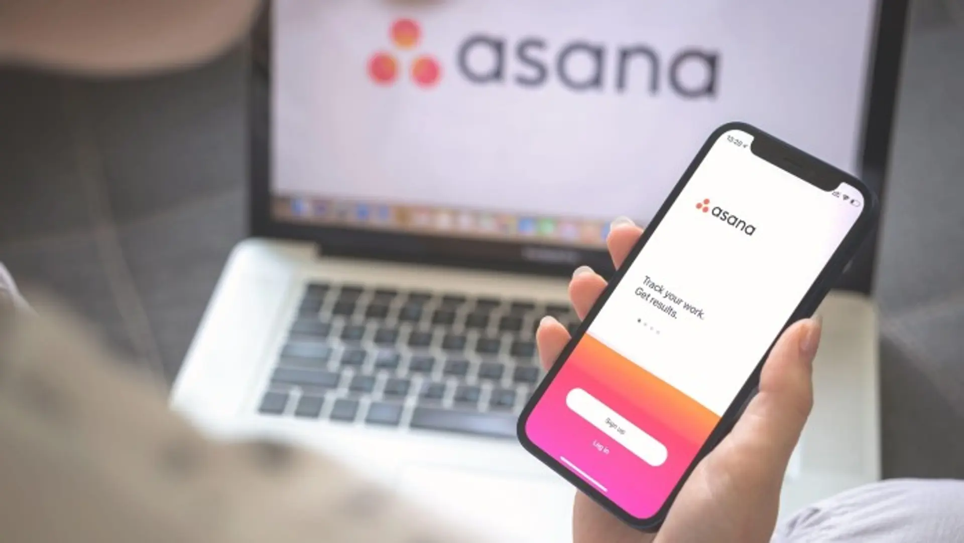 Tech Embraces Internal AI Adoption