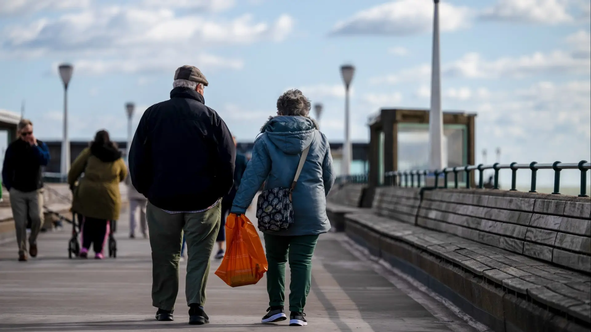 Pension Funds Trim US Stocks