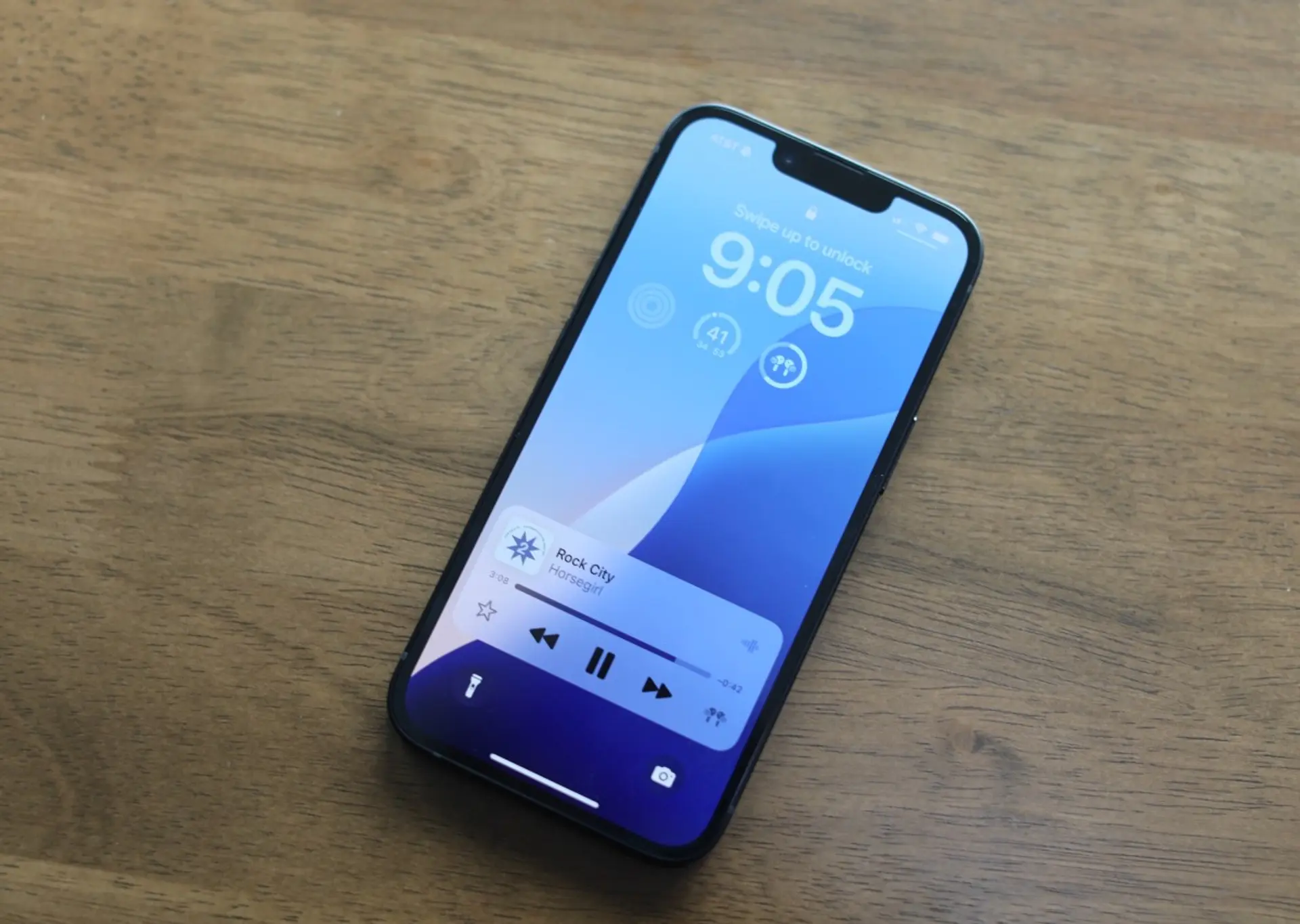 Apple Eyes Satellite Expansion