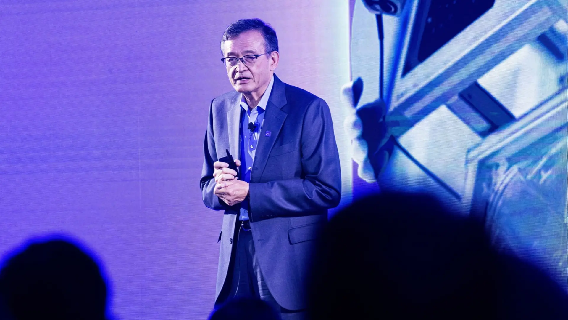 Intel Shares See Boost