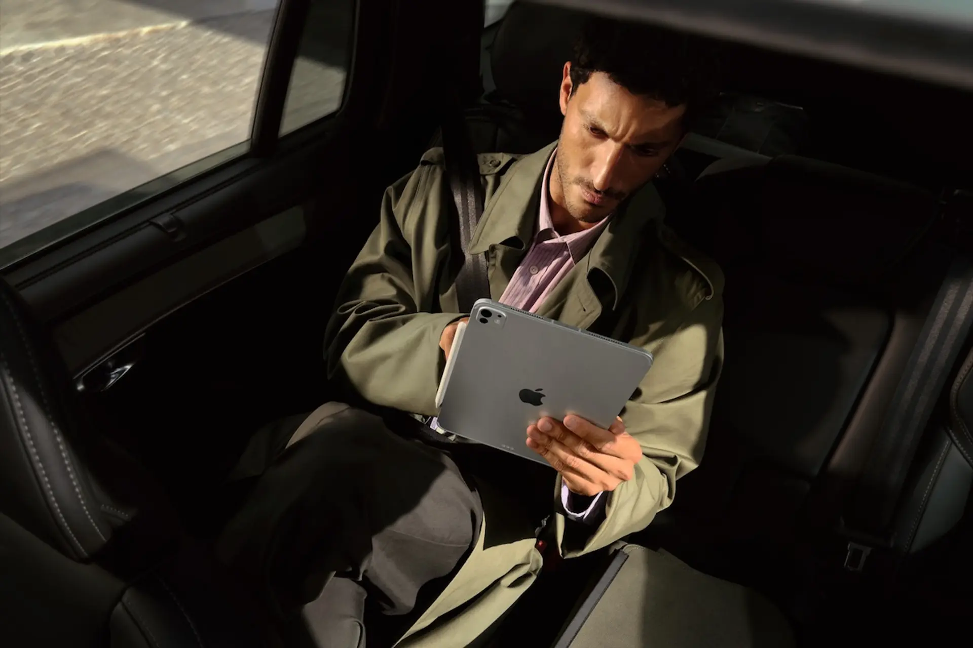 Apple's M5 Powers New Devices