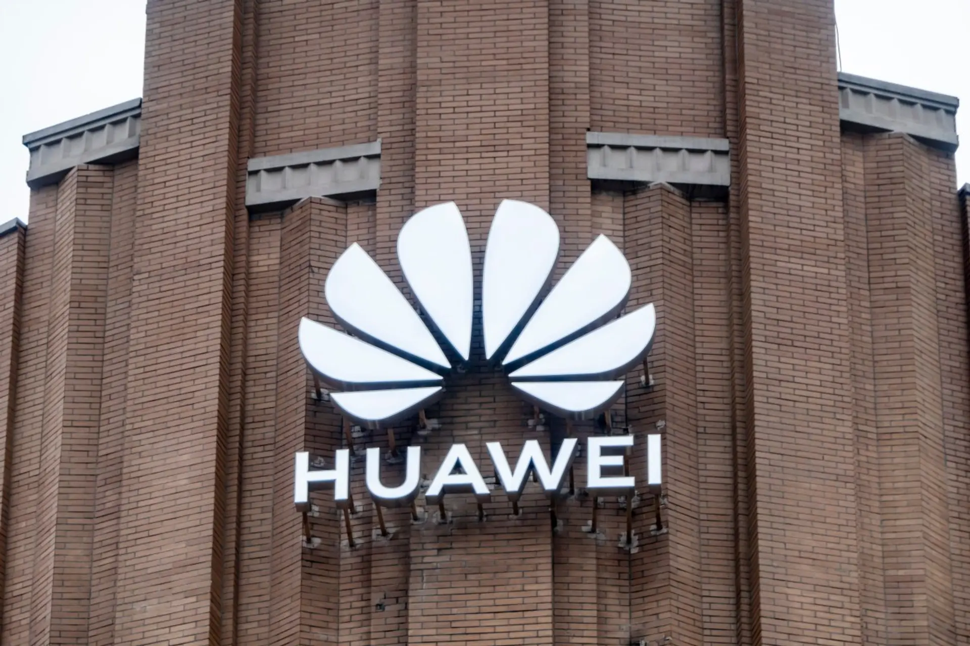 Huawei unveils SuperPoD interconnect