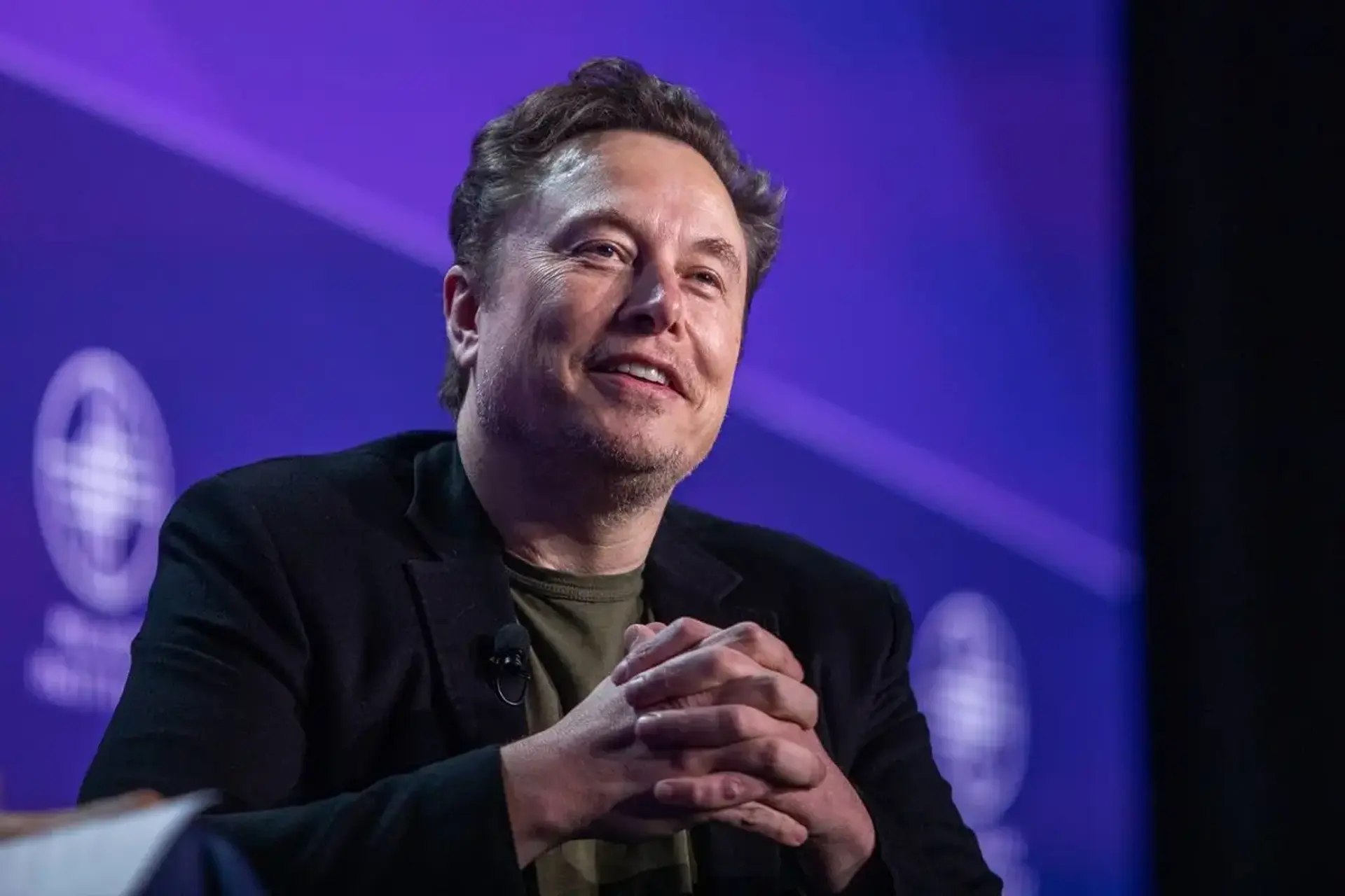 Musk funnels funds to AI