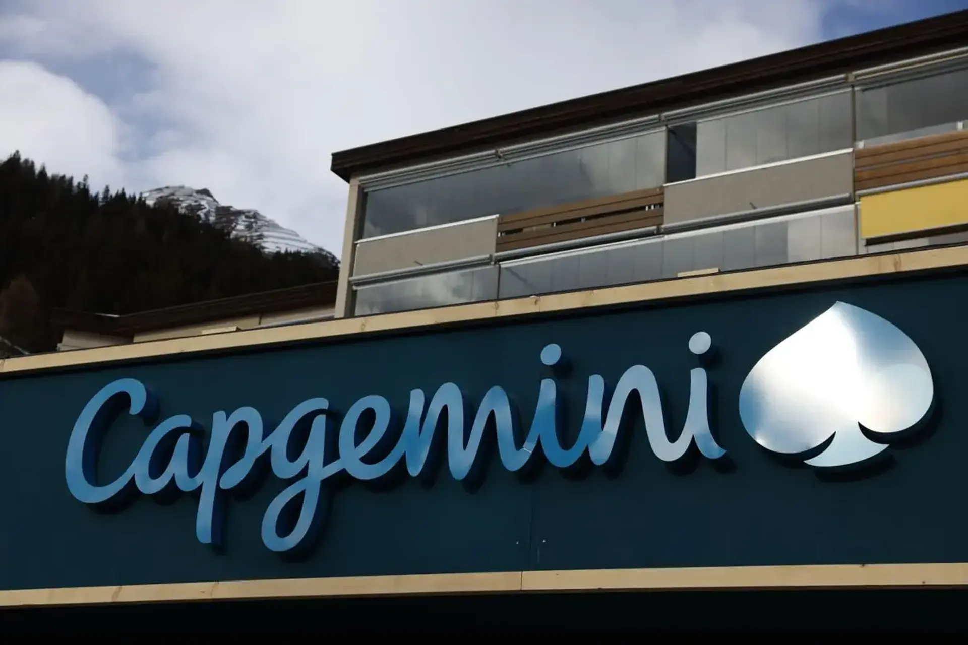 Capgemini Acquires WNS Holdings