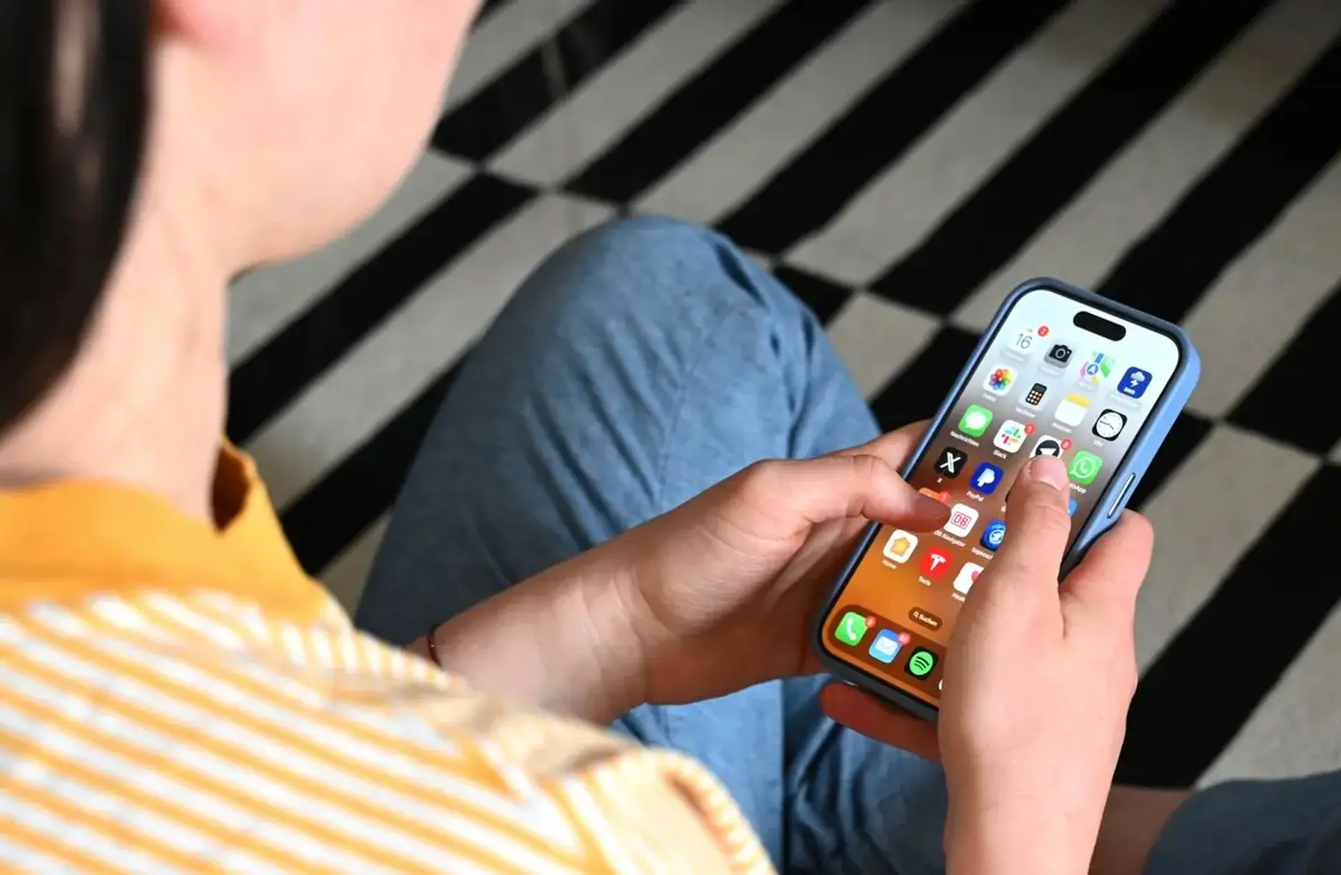 AI Chatbots Embrace Advertising