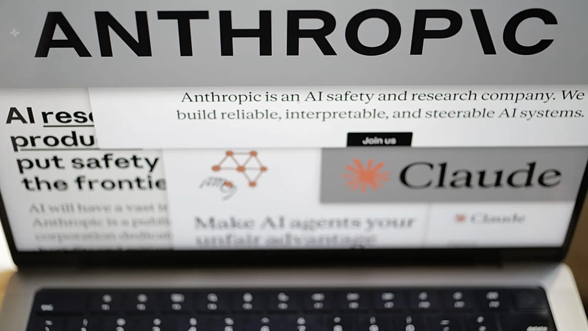 Anthropic Valuation Hits $800 Billion
