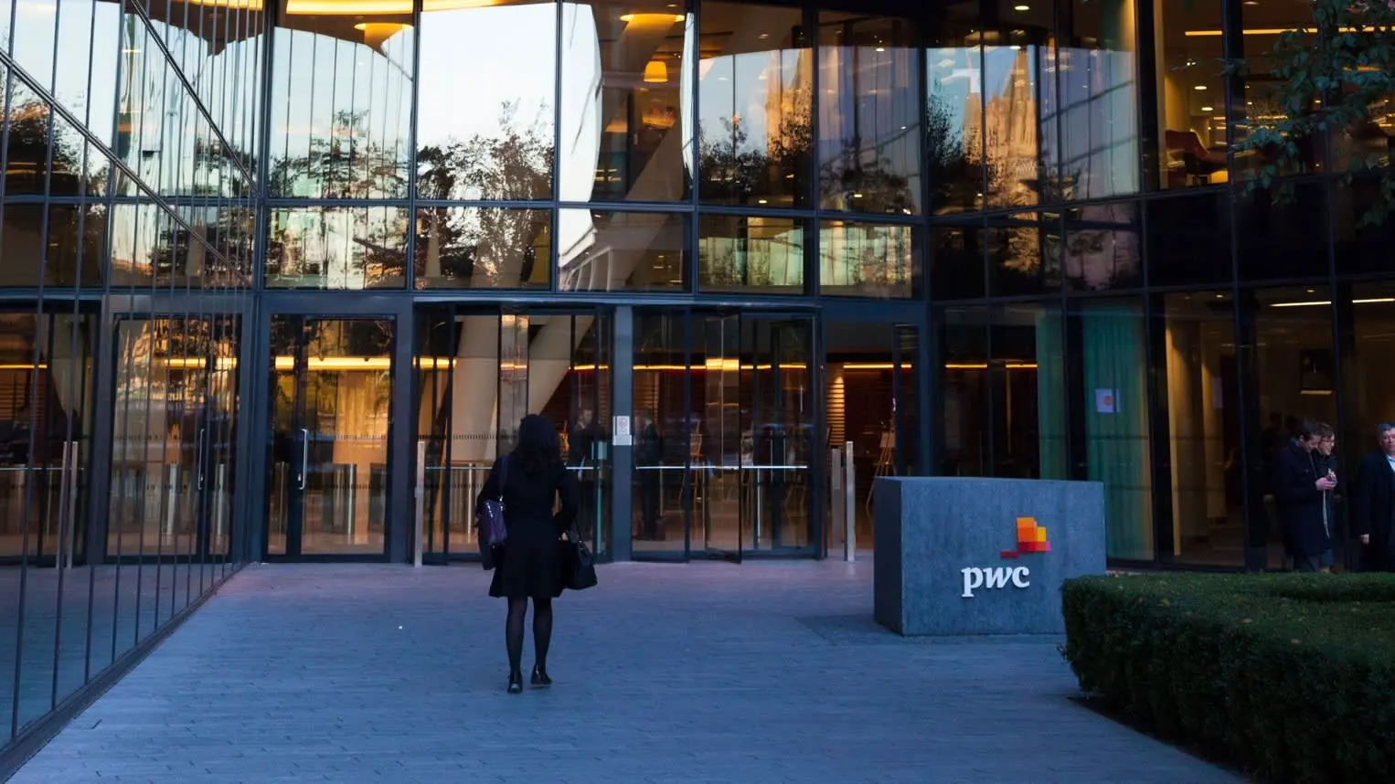 PwC Restricts Junior Task Automation