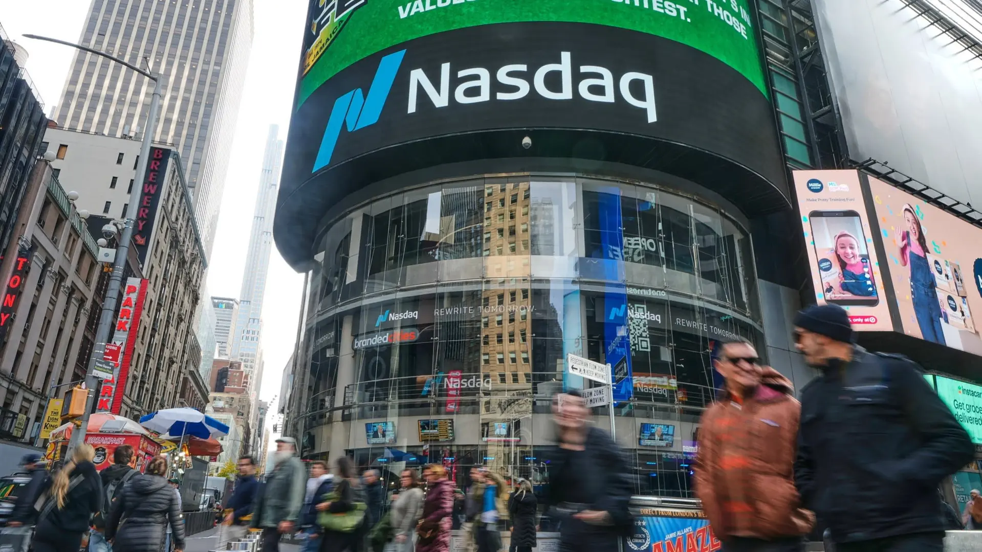 Tech Stocks Trigger Market Slide