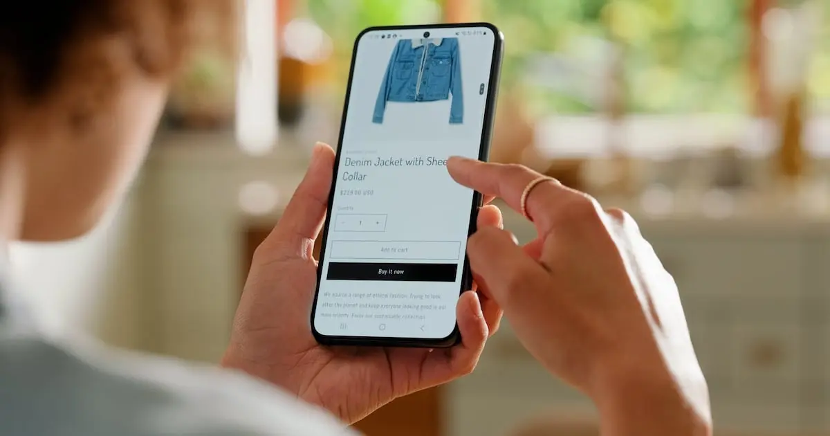 AI Agents Reshape E-commerce