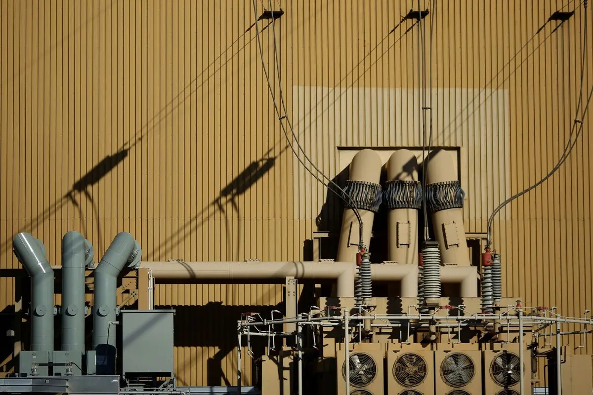 Transformer Shortage Threatens AI Growth