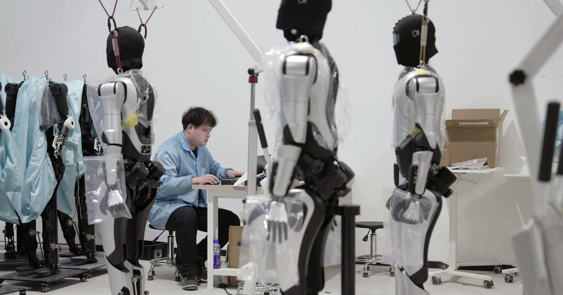 Humanoid Robot Half Marathon Delayed